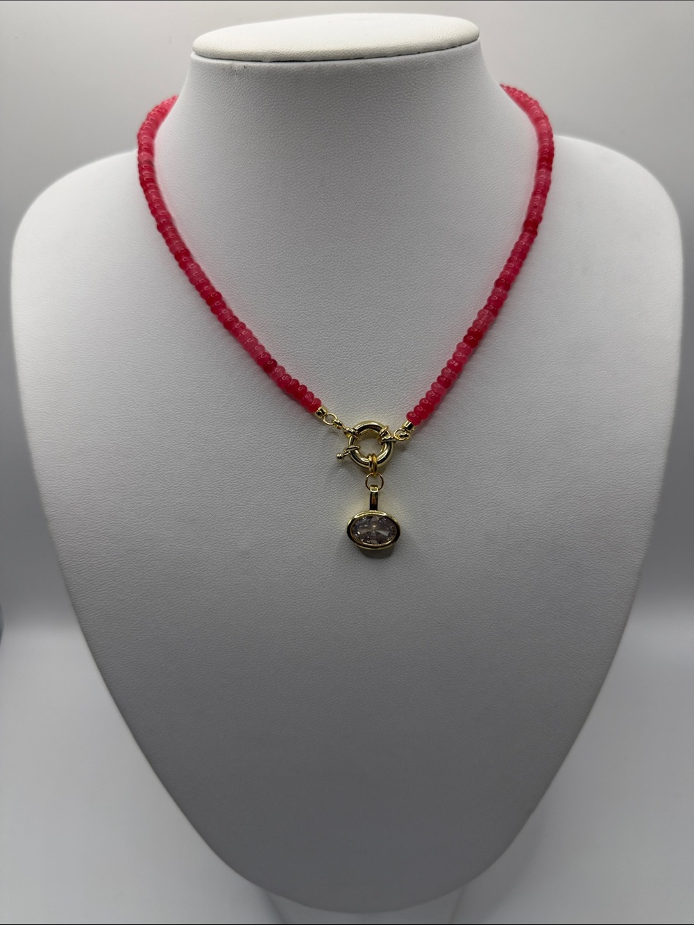 061. Pink Beaded Necklace with Gold and Clear Crystal Pendant. 16” - Picture 3 of 4